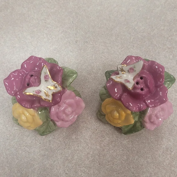 Royal Albert Old Country Roses - Picture 2 of 4